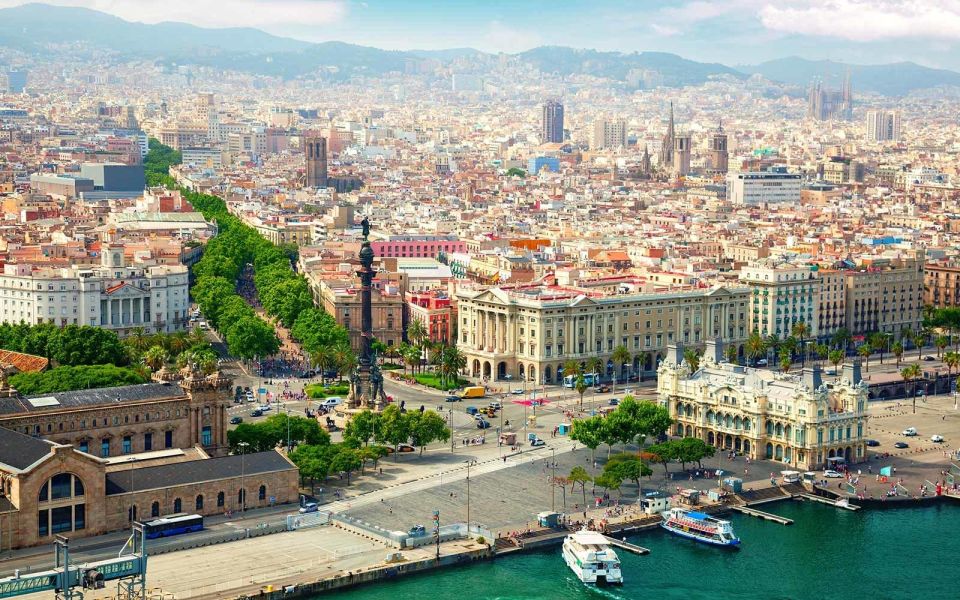 Barcelona: Gothic Quarter's Deepest Secrets Tour and Sangria - Canaletes Fountain: a quick landmark that helps you picture local life