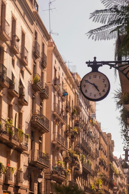 Barcelona: Gothic Quarter's Deepest Secrets Tour and Sangria - The Archive of the Crown of Aragon and Augustus Temple: power, paper, and empire