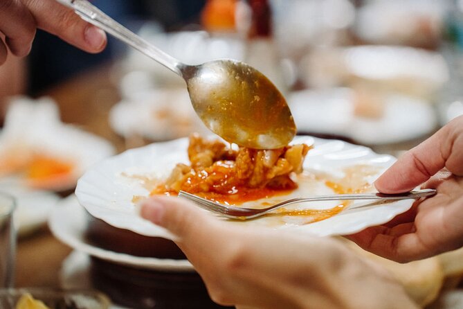 Barcelona Gracia Neighborhood Local Food & History Tour - Gràcia in 3.5 hours: how the tastings add up