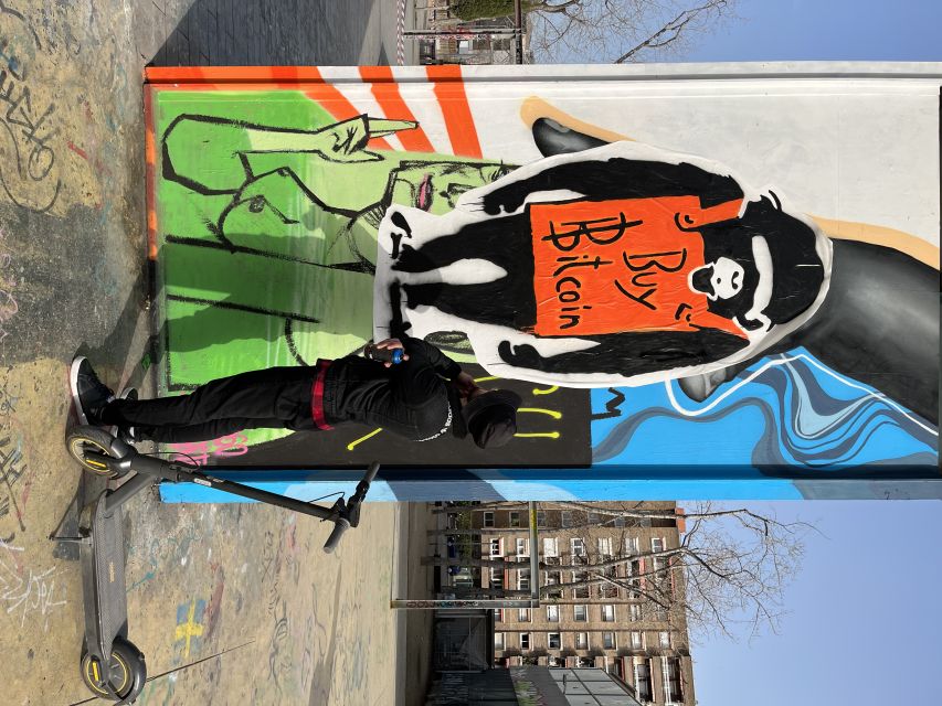 Barcelona: Graffiti E-Scooter Tour - Entering Barcelona via graffiti-first street routes