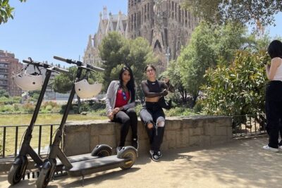 Barcelona Guided 2 hour E-Scooter Tour - Safety gear, riding rules, and first-timer confidence