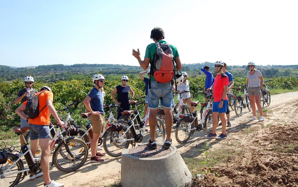 Barcelona: Guided Half-Day Wine and Electric Bike Tour - The guides: the real reason people keep recommending this