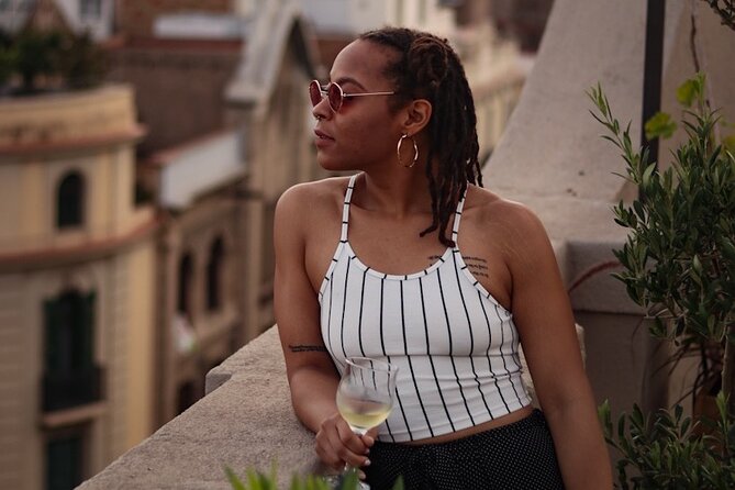 Barcelona: Guided Rooftop Wine Tasting – Enjoy 6 Spanish Wines - What you’re signing up for on the Safestay rooftop