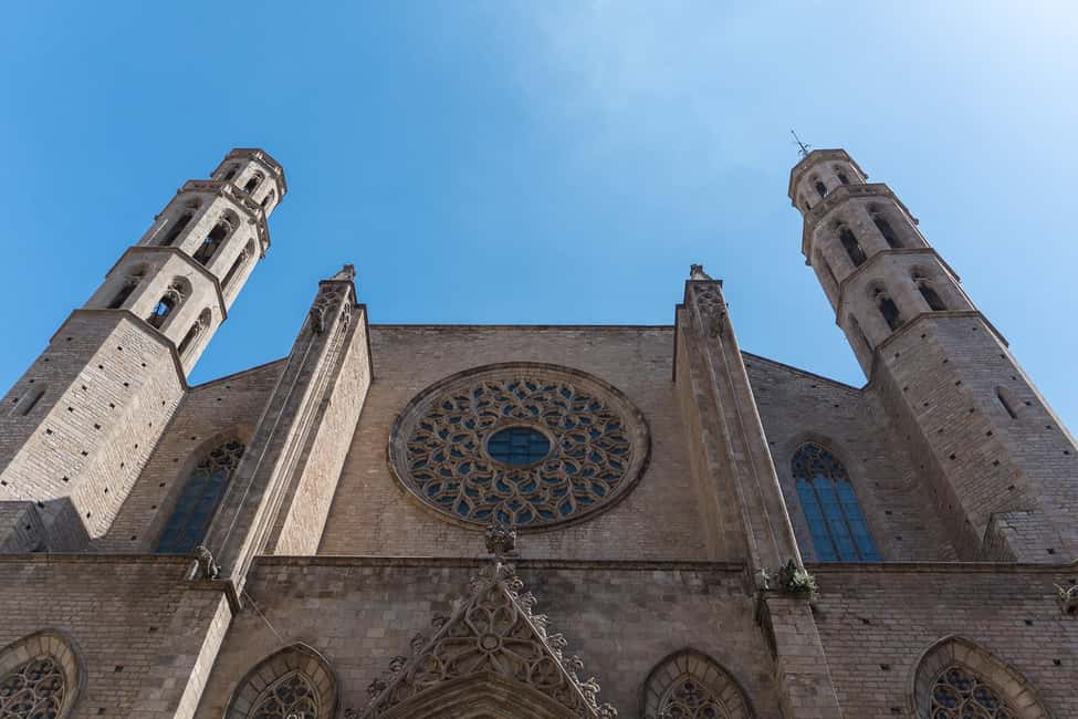Barcelona guided tour in French - Price and value: is $42 worth it for 3 hours?