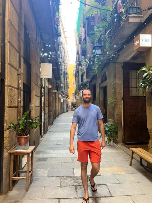 Barcelona guided tour in French - Post-tour WhatsApp support and keeping Jérémy’s tips