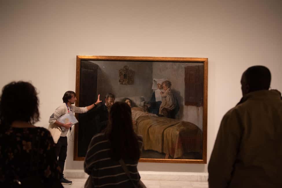 Barcelona: Guided Tour of the Picasso Museum with Tickets - Small-Group Comfort, Hearing the Guide, and Language Options