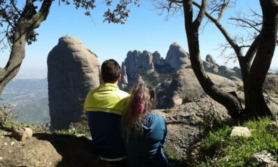 Barcelona: Half-Day Montserrat Monastery and Mountain Hike - Inside the Benedictine Abbey: La Moreneta and Pilgrim Traditions