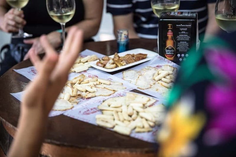 Barcelona: Hidden Bars and Authentic Tapas Journey - Key takeaways before you book