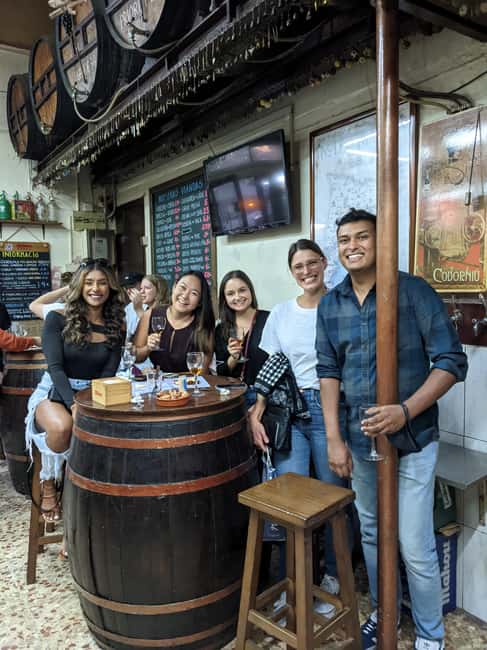 Barcelona: Hidden Bars and Authentic Tapas Journey - The 2.5-Hour Rhythm: Walk, Taste, Talk, Repeat