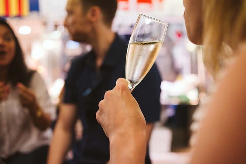 Barcelona: Hidden Markets, Tapas & Paella Food Tour - Key things that make this tour worth it