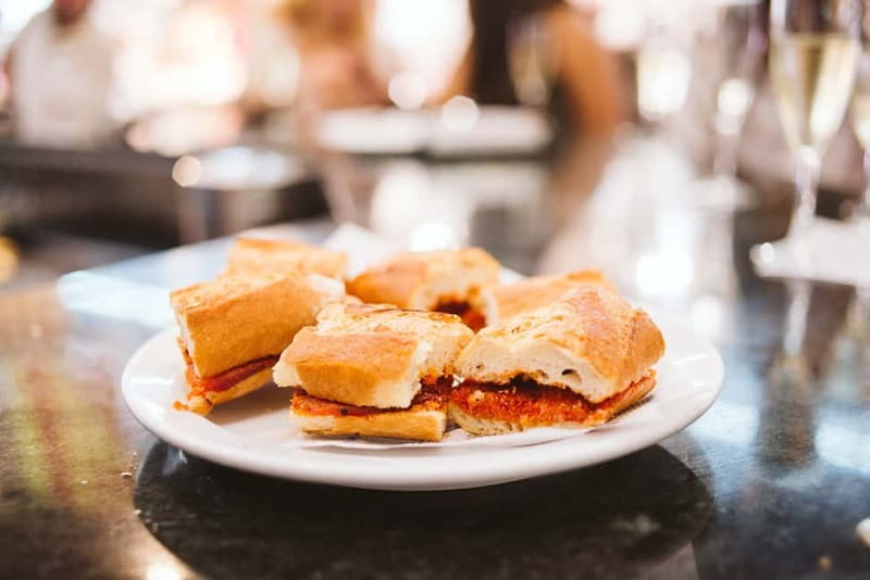 Barcelona: Hidden Markets, Tapas & Paella Food Tour - Barceloneta timing: vermouth before the paella