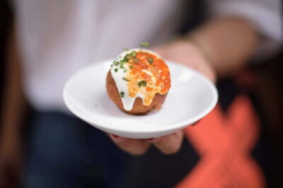 Barcelona: Hidden Markets, Tapas & Paella Food Tour - Born on foot: Born streets, specialty shops, and practical tasting