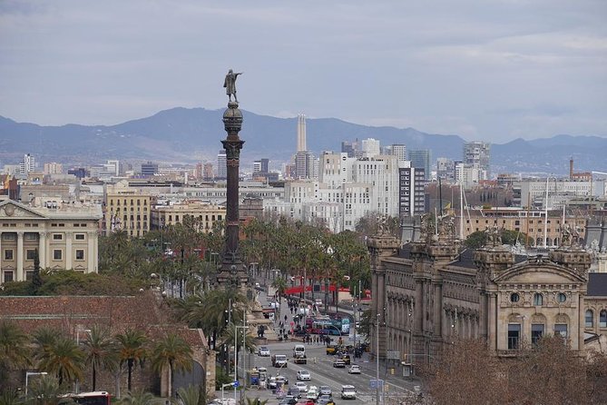 Barcelona Highlights Private Tour with Driver and Official Guide - La Boquería: what a municipal market does best