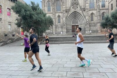 Barcelona Highlights Running Tour - The route: a highlights loop from Rambla de Catalunya to Plaça Catalunya