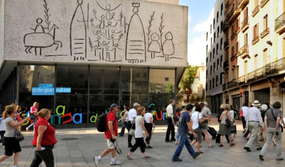 Barcelona Historic Guided Tour - Two hours in the Gothic Quarter: what the route is really for