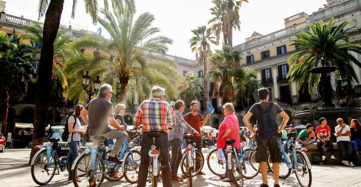 Barcelona Historical 3-Hour Bike Tour - Pla de Palau and the Columbus Monument: a fast orientation