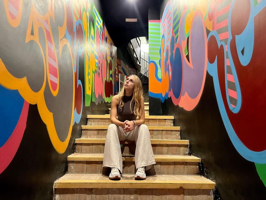 Barcelona: Hop-On Hop-Off Bus and Moco Museum Ticket - Audio guide + comfort: useful when you match it to your style