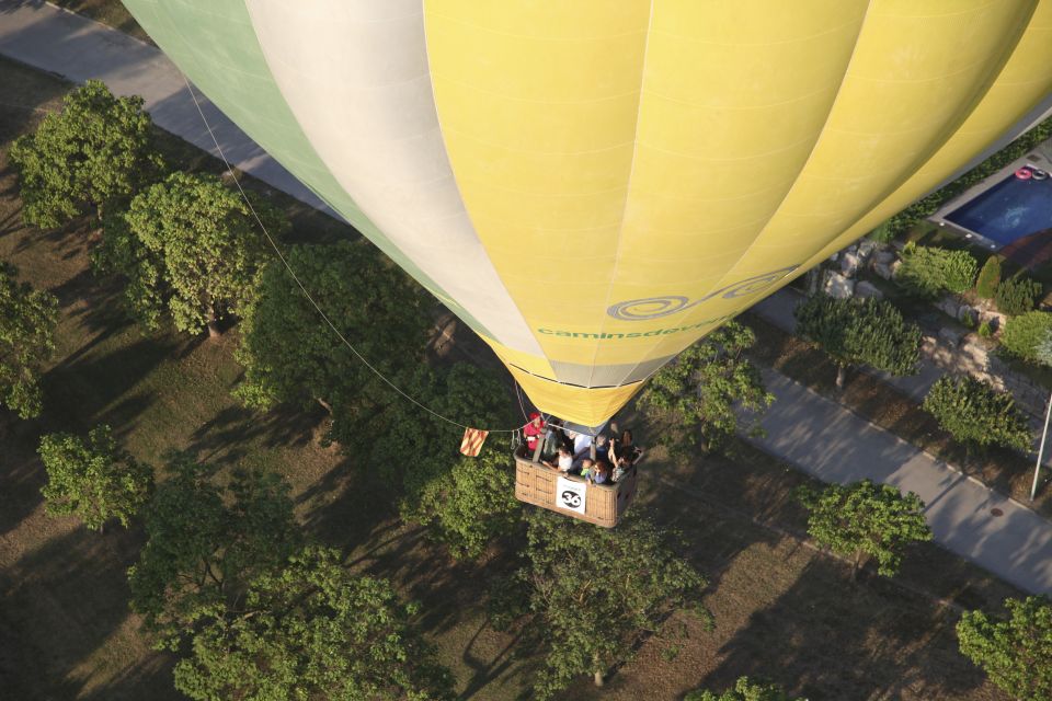 Barcelona: Hot Air Balloon Flight Experience - Photography, Talking With the Pilot, and the Little Extras That Matter