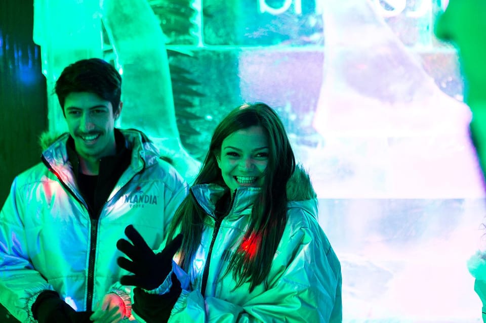 Barcelona: Ice Bar and Terrace Drinks Romantic Package - Photos, staff, and the couple-friendly vibe