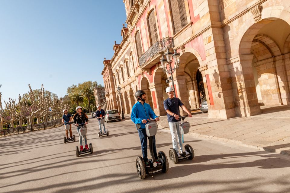 Barcelona Insiders Segway Tour 1.5h - La Ciutadella Parc: where the ride turns scenic