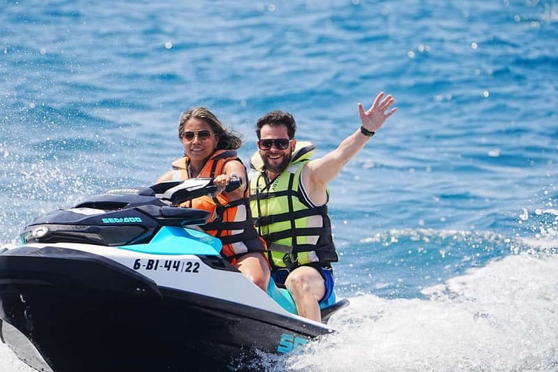 Barcelona: Jet Ski ride 1 or 2 people + instructor included - Photos and GoPro add-ons: when it’s worth paying more