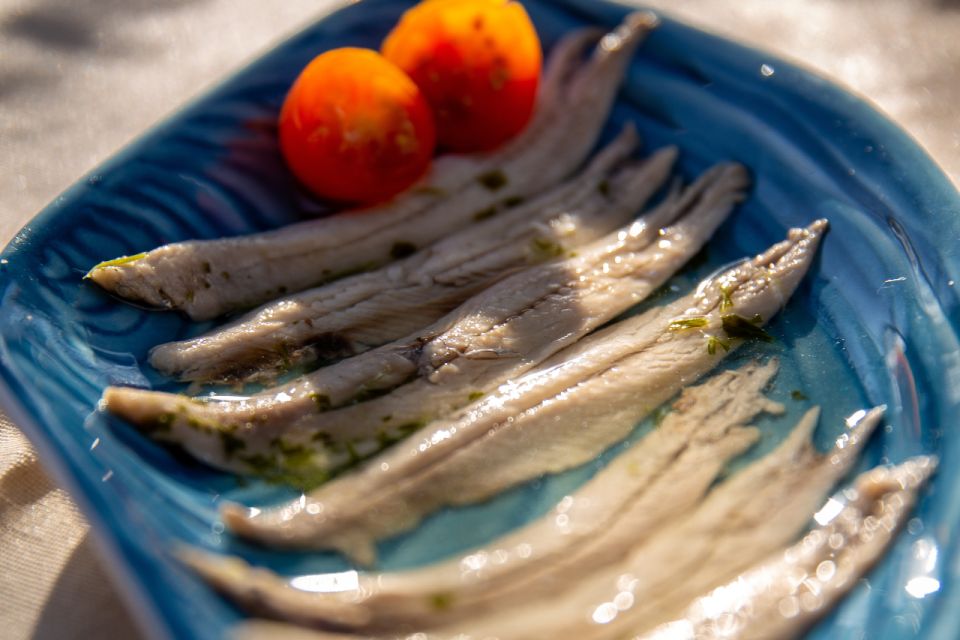 Barcelona: Local Tapas and Drinks Sailing Adventure Tour - Price and value: why $105 can feel fair for a food + sea combo