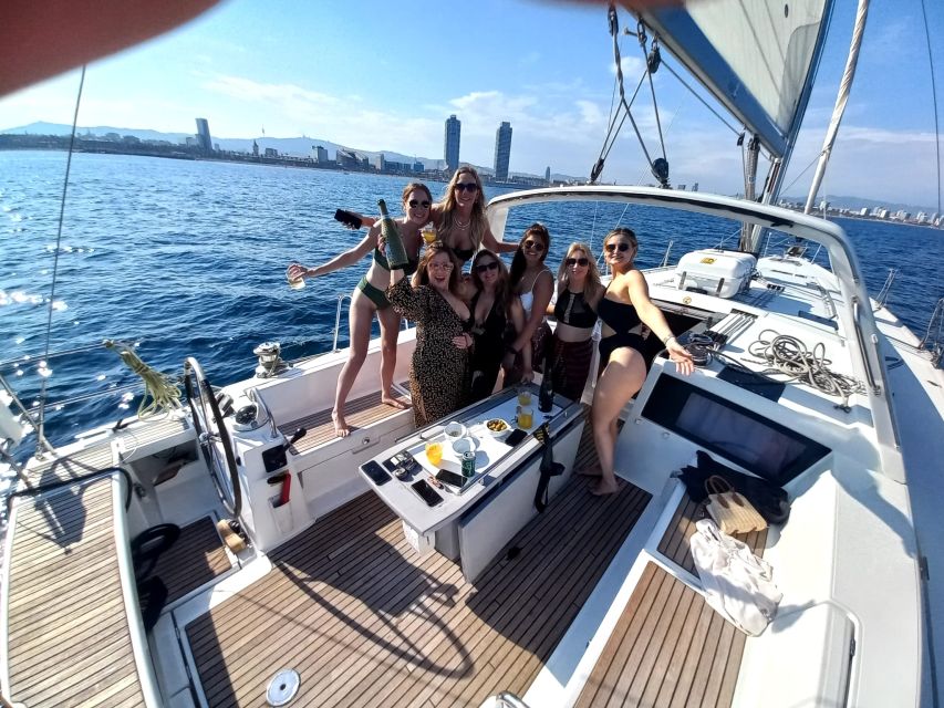 Barcelona: Luxury Private Sunset Yacht Cruise - Why a Yacht Sunset from Port Olímpic Hits Different