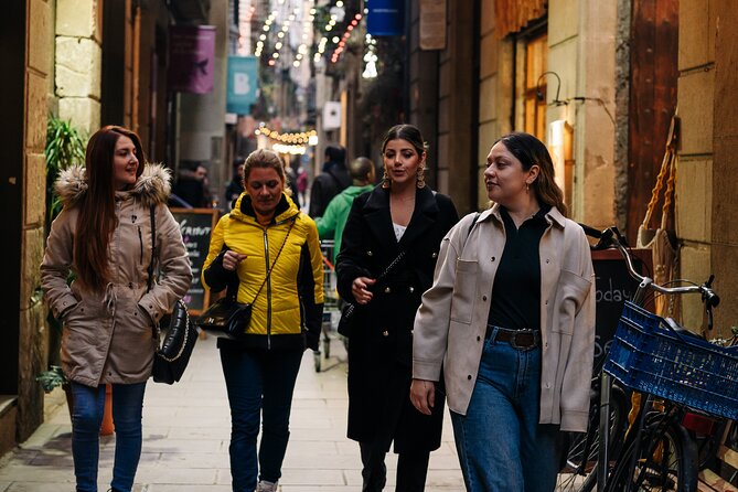 Barcelona Marvels: A Guided Walking Tour of the City’s Highlights - Placa Sant Felip Neri and Placa Sant Jaume: Catalonia’s layers in public squares