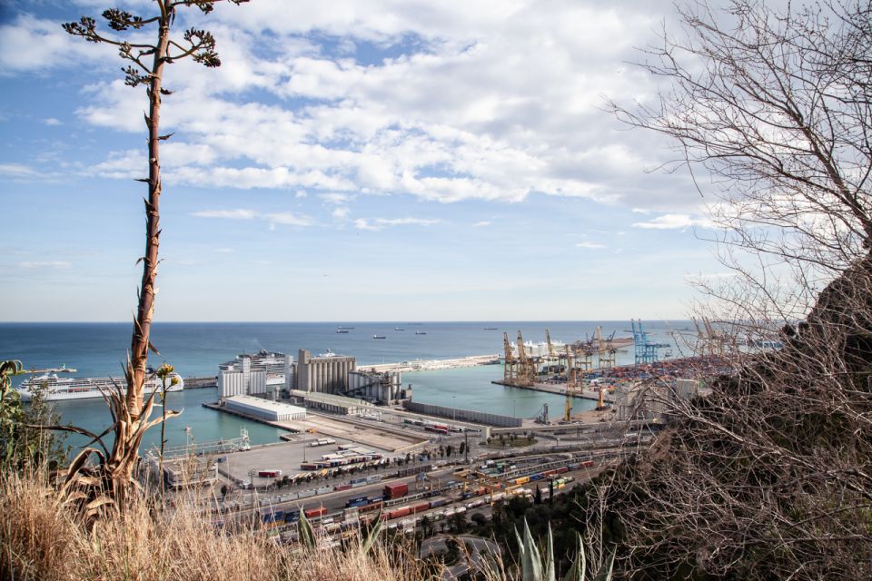 Barcelona: Montjuïc Walking Tour With Optional Flamenco Show - Laribal’s Gardens and Teatre Grec: folklore meets the 1929 exposition
