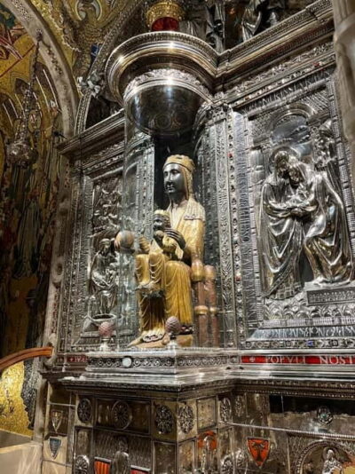 Barcelona: Montserrat Early Trip — Cable Car, Abbey & Hike - Abbey + Black Madonna: short visits, real access, and minimal waiting