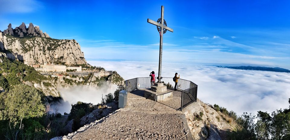 Barcelona: Montserrat Hiking Experience and Monastery Visit - Farmer’s market stop: local cheese and honey, not just a souvenir trap