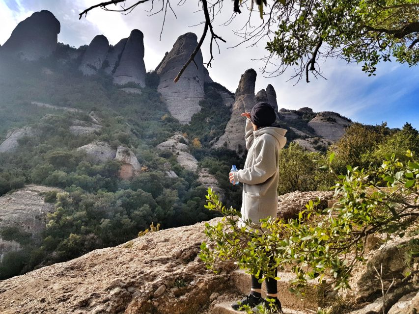 Barcelona: Montserrat Private Tour for Families with Pickup - From Barcelona to Montserrat without the stress