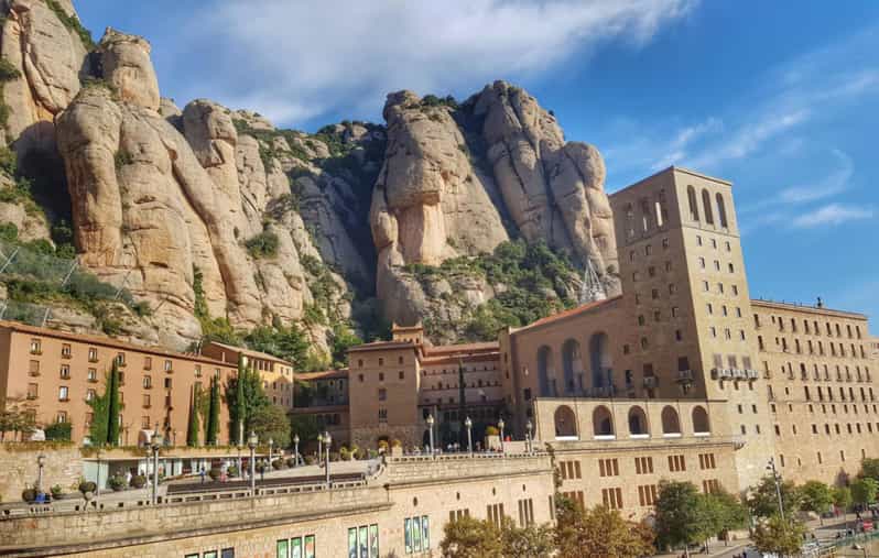 Barcelona: Montserrat Private Tour for Families with Pickup - Who this tour is best for