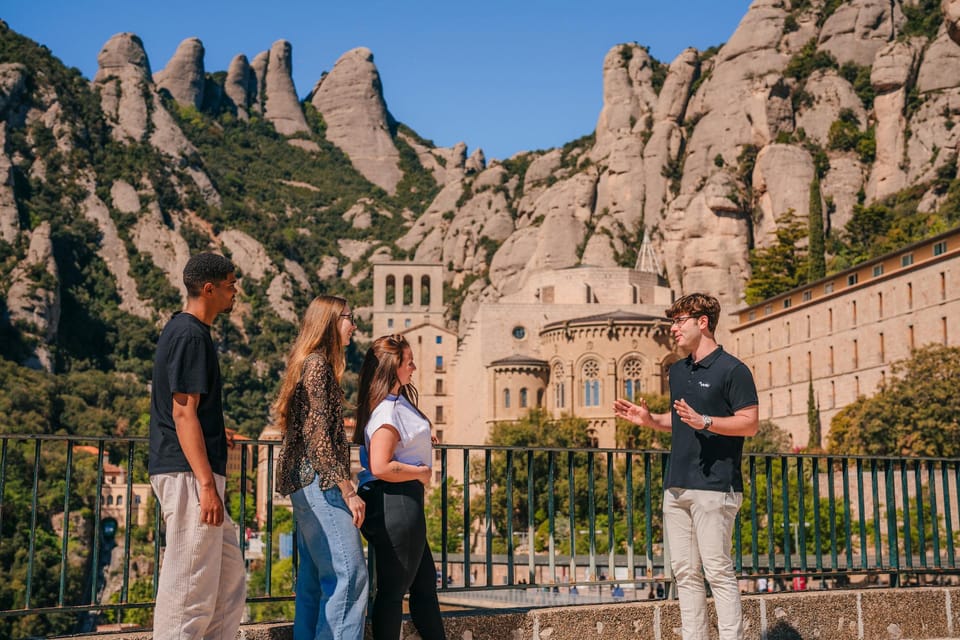Barcelona: Montserrat Visit & Lunch at Farmhouse Small Group - Lunch at the Family Farmhouse: The Most Relaxed Part of the Day