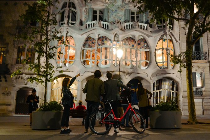 Barcelona Night Bike Tour with Local Tapas and Cava Stop - Key Highlights You’ll Care About