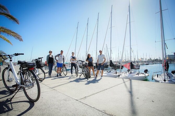 Barcelona Off The Beaten Track 4h Bike Tour - The big idea: a bike tour that stitches Barcelona together