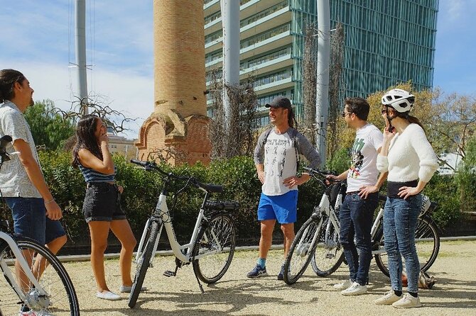 Barcelona Off The Beaten Track 4h Bike Tour - When to pick morning vs afternoon