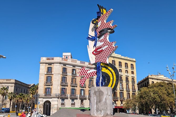 Barcelona Old Town Private Tour: Past and Present - Placa de Sant Jaume and Barcelona Cathedral: civic power and a patio surprise