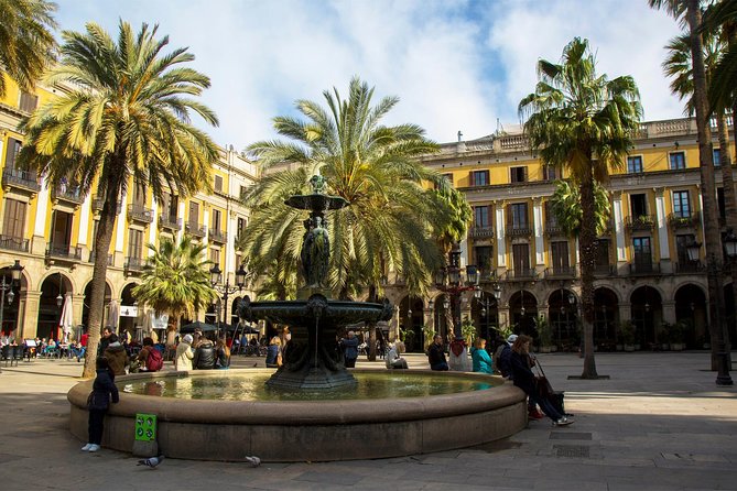 Barcelona Old Town Private Walking Tour - Start at Arc de Triomf: the city’s grand intro
