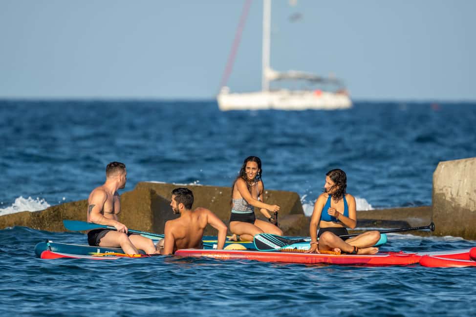 Barcelona: Paddlesurf Rental Barceloneta beach (75min) - First Steps at Barceloneta: From Locker Room to the Water