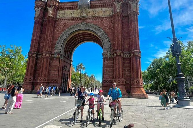 Barcelona Panoramic Escooter or E-Bike Tour - Stop 1: Scooter Bike BCN on Carrer del Regomir (and a smooth start)