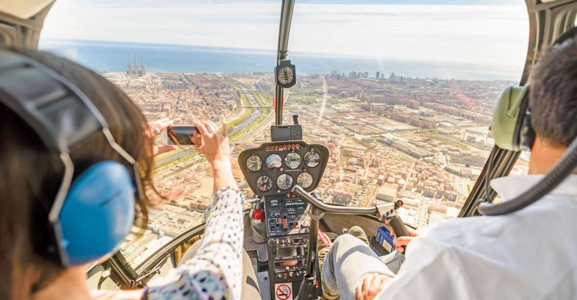 Barcelona: Panoramic Helicopter Flight & Boat Transfer - The flight plan above Barcelona: old walls to the Port Forum