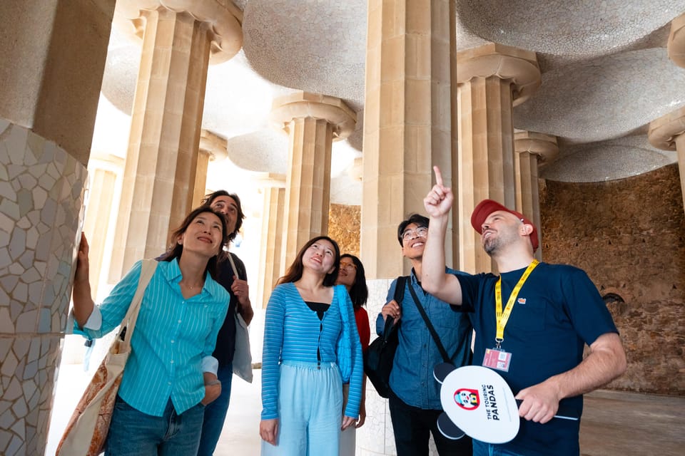 Barcelona: Park Güell Guided Tour with Fast-Track Access - The 75-minute guided walk: what you’ll actually see