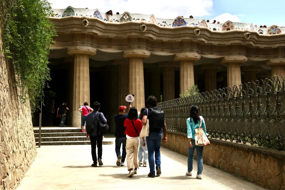 Barcelona: Park Güell Guided Tour with Fast-Track Access - Price and value: is $39 fair for Park Güell?