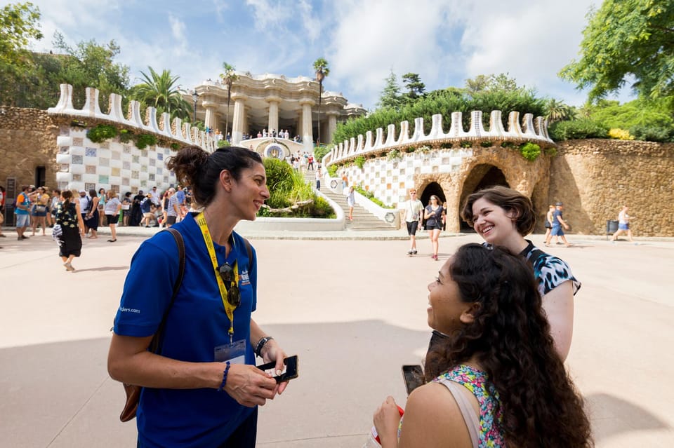 Barcelona: Park Guell Guided Tour with Skip The Line Entry - What 75 minutes really feels like on a hilly site