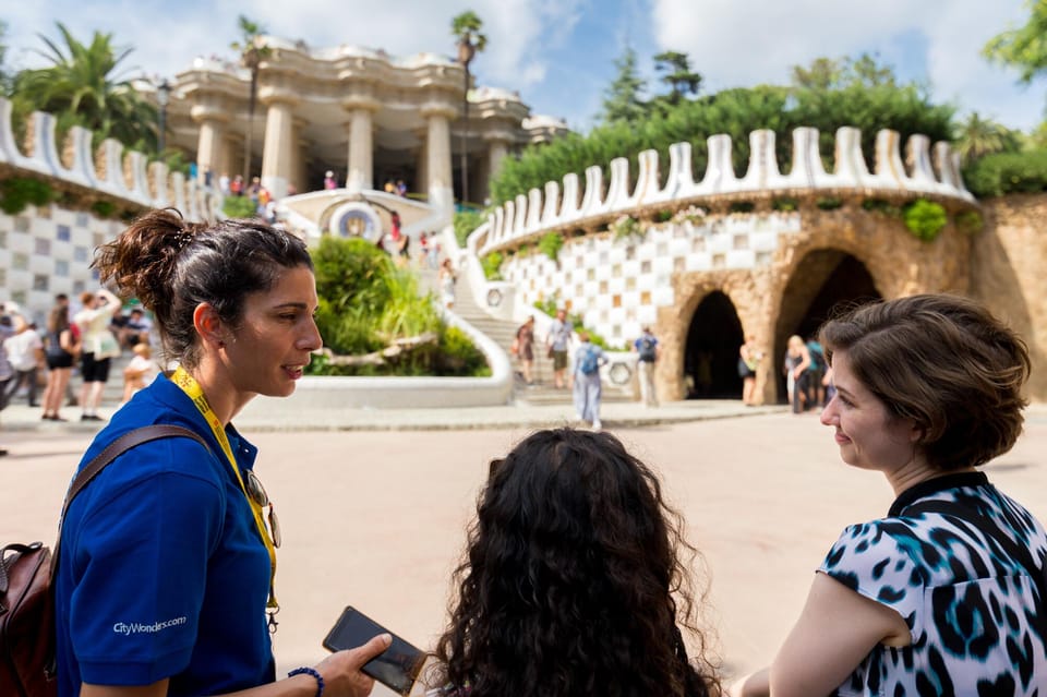 Barcelona: Park Guell Guided Tour with Skip The Line Entry - Gaudí House Museum: a short stop with long payoff