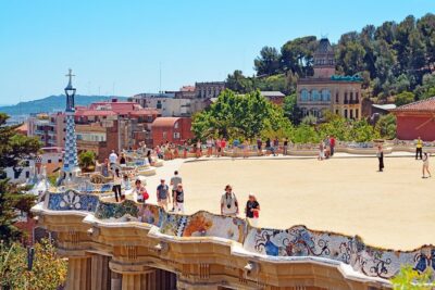 Barcelona: Park Guell Guided Tour with Skip the Line Ticket - Skip-the-line entrance: how you save time (and avoid entry problems)