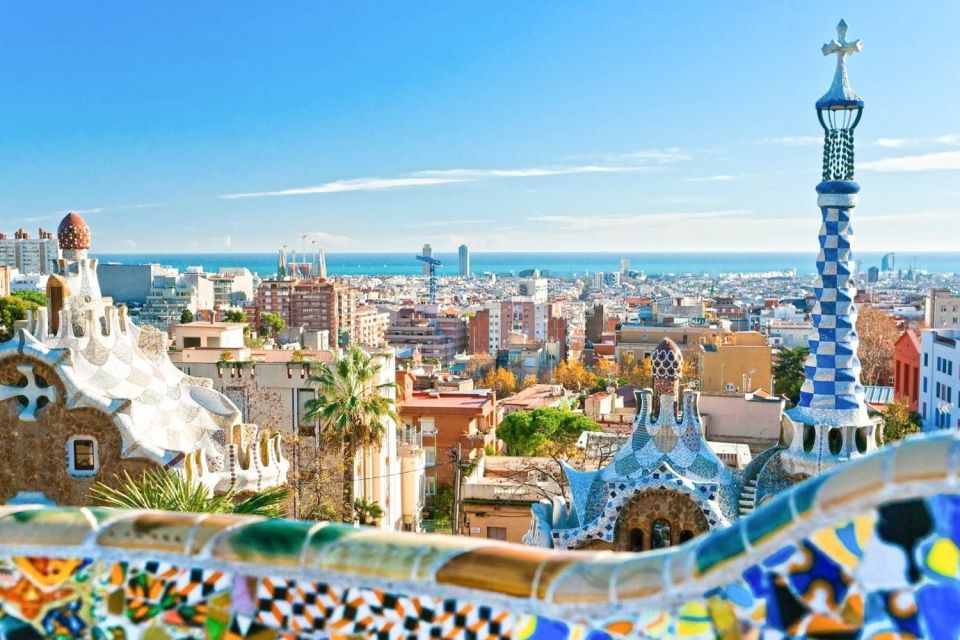 Barcelona & Park Güell: Private Half-Day Tour with Pickup - Price and Value: is $286 per person worth it?