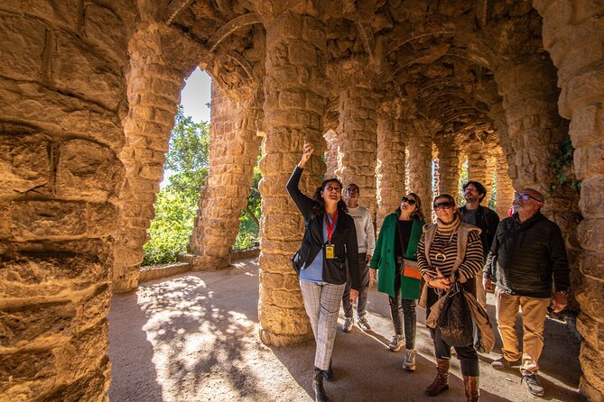 Barcelona: Park Guell Small Guided Tour & Skip the Line Ticket - Key Points at a Glance