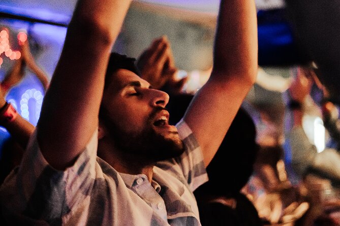 Barcelona Party Tour | 4h Experience | Club Entry - Dance Time and Meeting People: The Real Point of a Party Guide